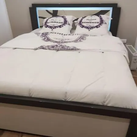 Apartment Maison Plein Pied A G.